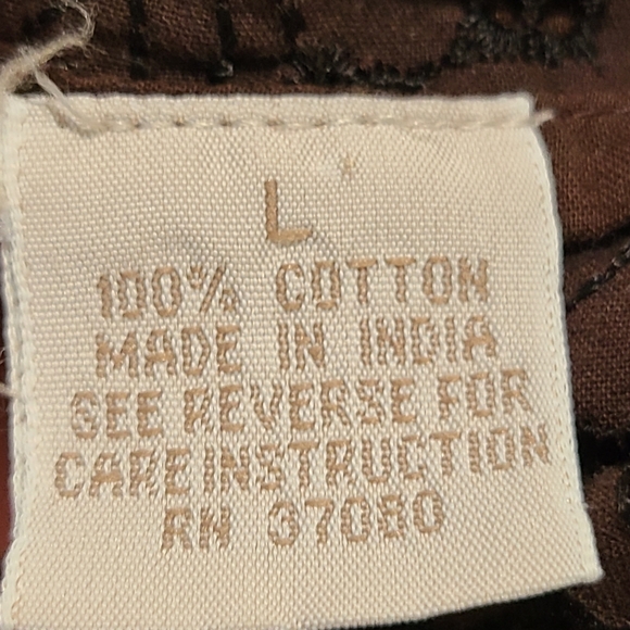 Sale! Embroidered Crop Top EUC - Picture 4 of 6